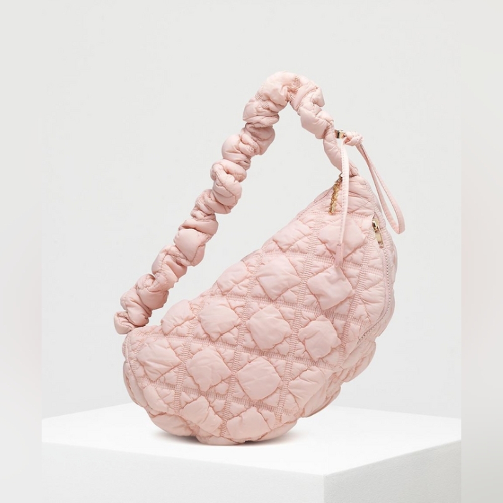 Quilted Scrunch Strap Hobo Bag - Blush Pink